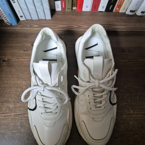 발렌티노 바운스 스니커즈 41사이즈