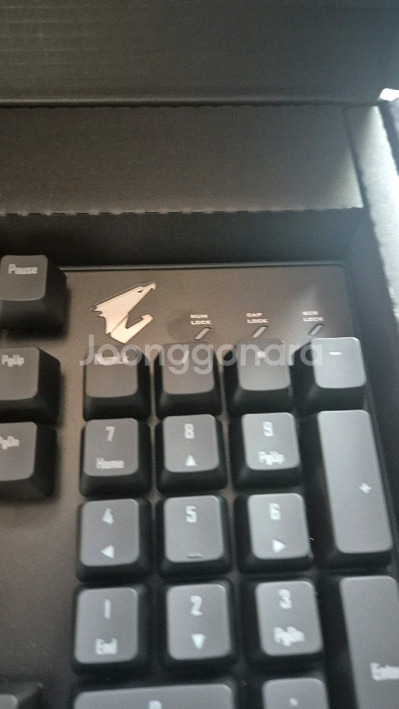 AORUS K9 Optical 기계식 키보드--5