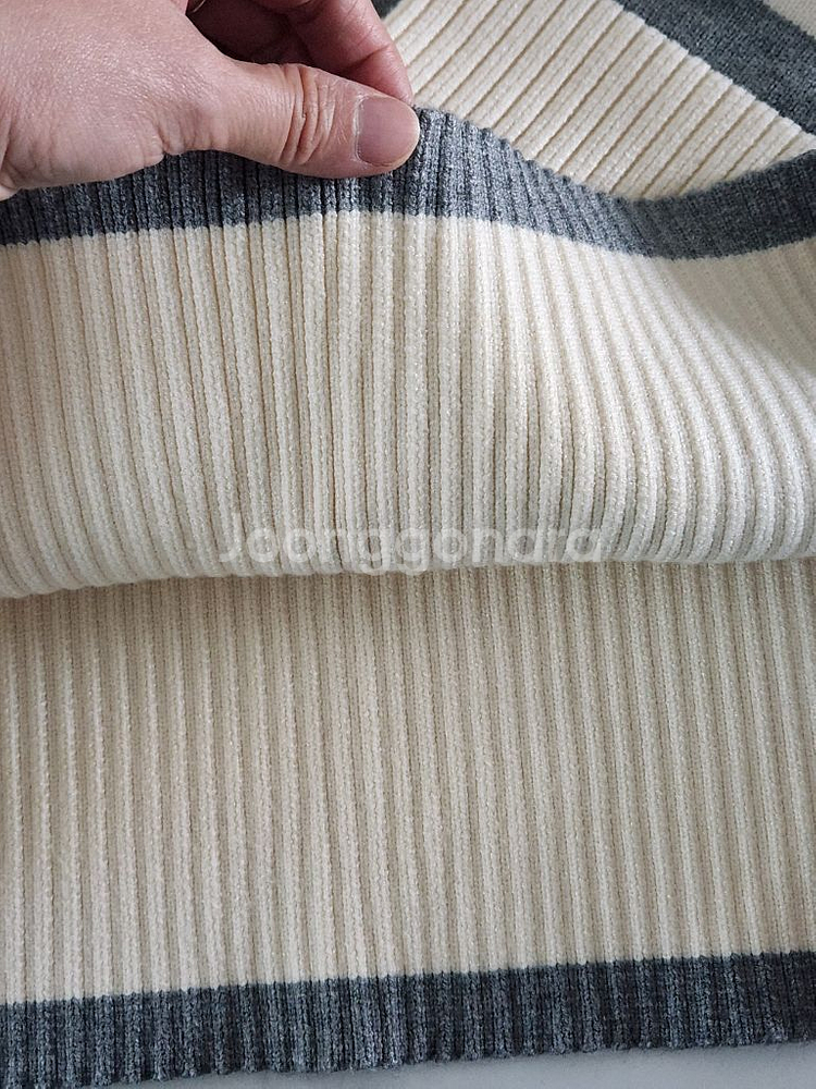 (새상품) 자라 단가라 스트라이프 니트--4