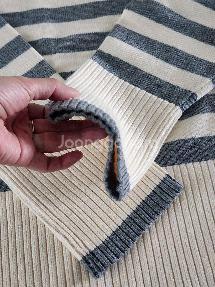 (새상품) 자라 단가라 스트라이프 니트--5