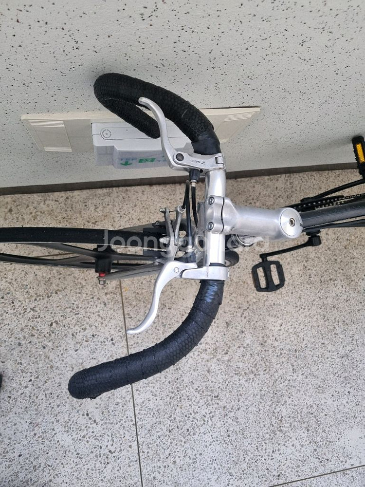 브레이크 달린 픽시 자전거 팝니다 ^^--3