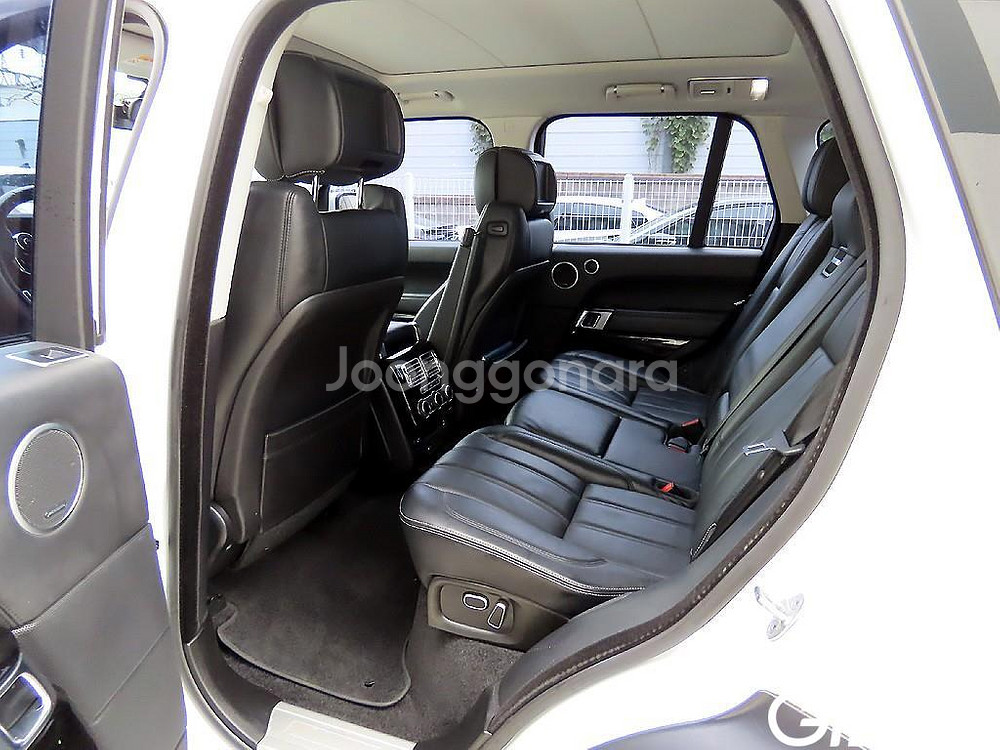 [랜드로버]레인지로버 4세대 4.4 SDV8 VOGUE--7