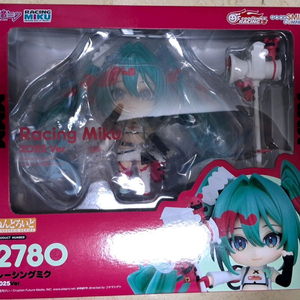 넨도로이드 레이싱 하츠네 미쿠 2025 ver 미개봉품