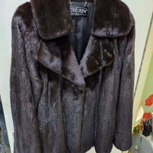 태림 블랙그라마 밍크코트