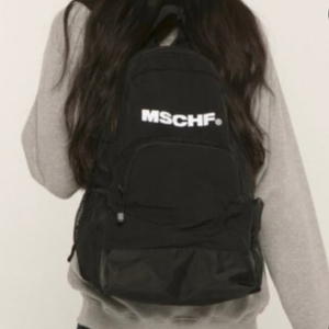 구해요)) 미스치프 백팩 19fw 검은색