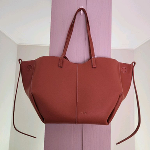 폴렌느 심 카멜 라지 숄더백. 빅 토트백