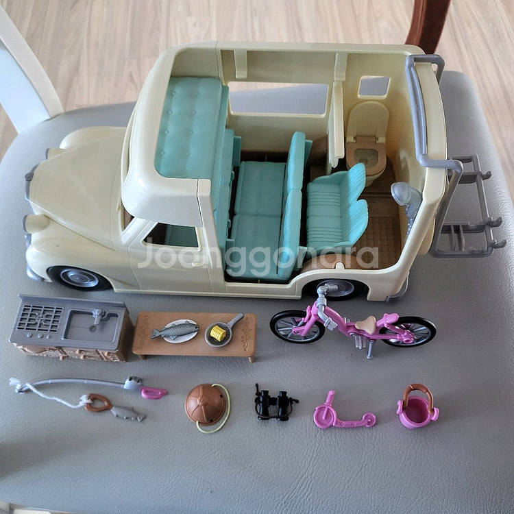 실바니안패밀리 인형, 라즈베리하우스, 캠핑카 일괄--1