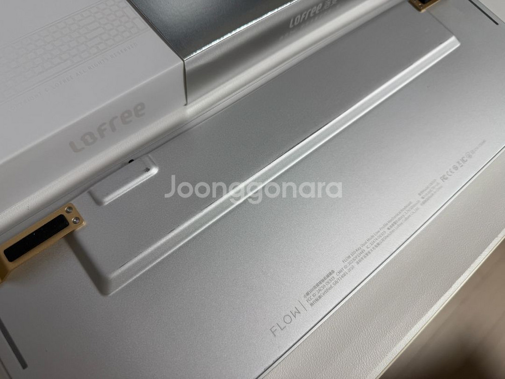 로프리 플로우 키보드 100키 화이트--4