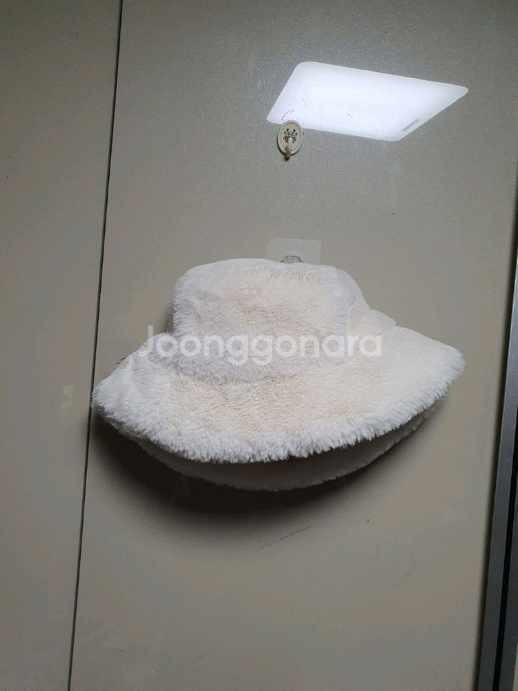 H&M 플러피 버킷햇 (L/58)/5천원--0