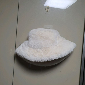 H&M 플러피 버킷햇 (L/58)/5천원