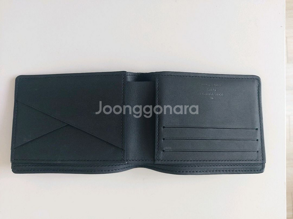 루이비통 남성지갑--4