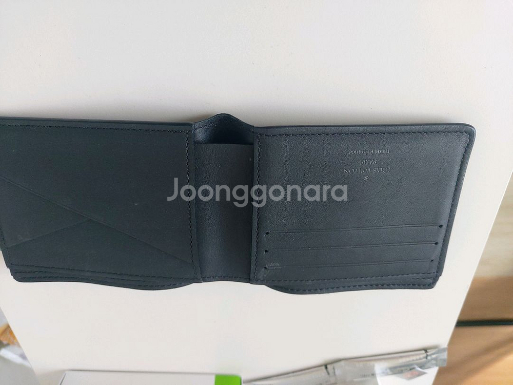 루이비통 남성지갑--5