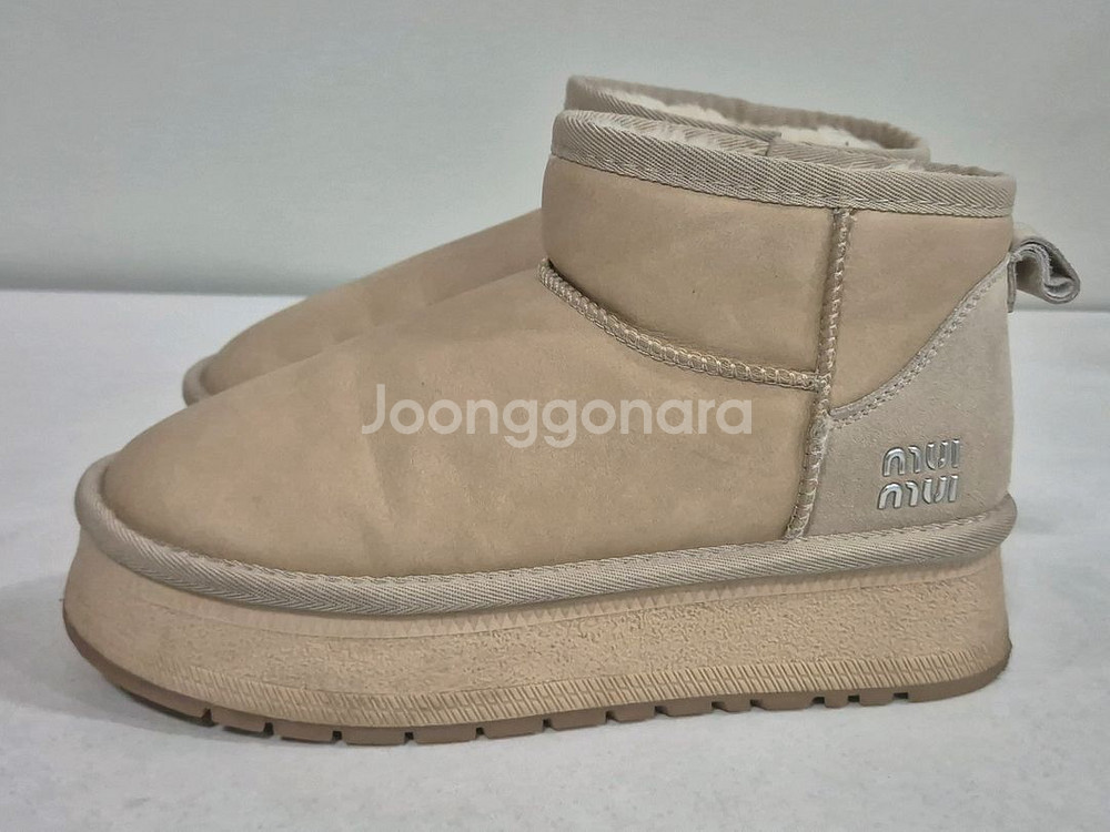 미우미우 털 부츠 플랫폼 스타일(235~240)--3