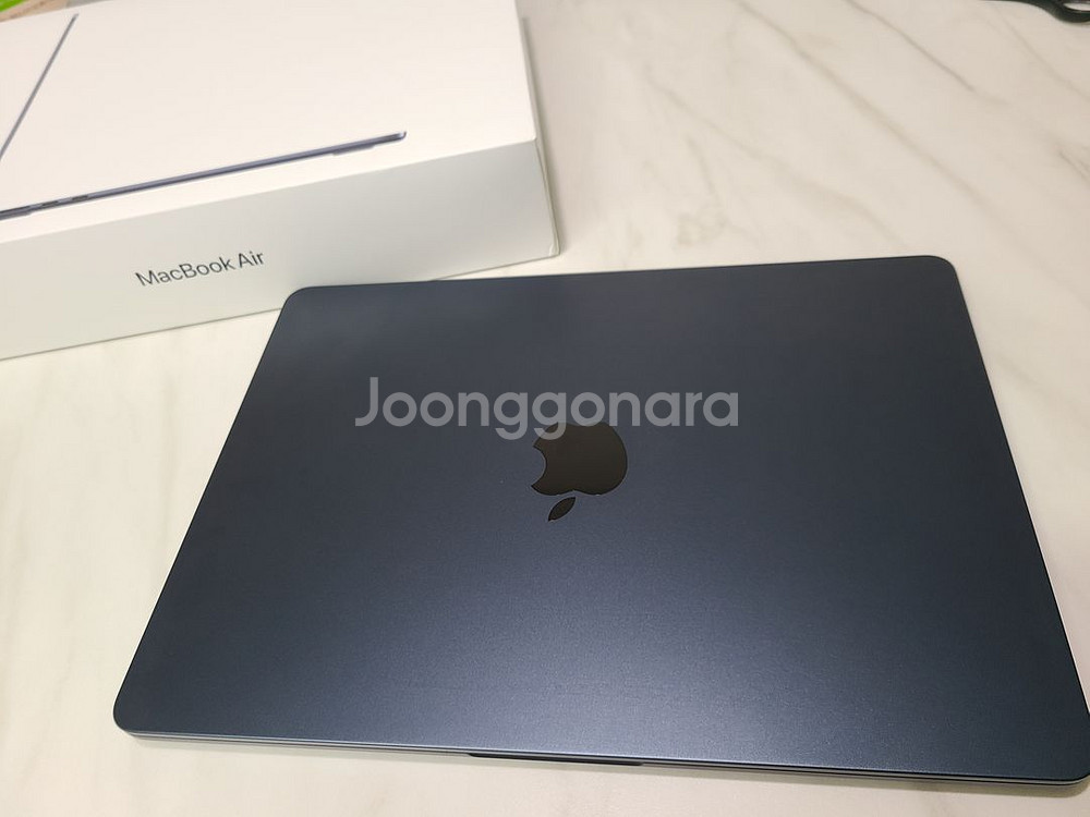 맥북 에어 M2 13인치 램24g ssd 512 팜--0