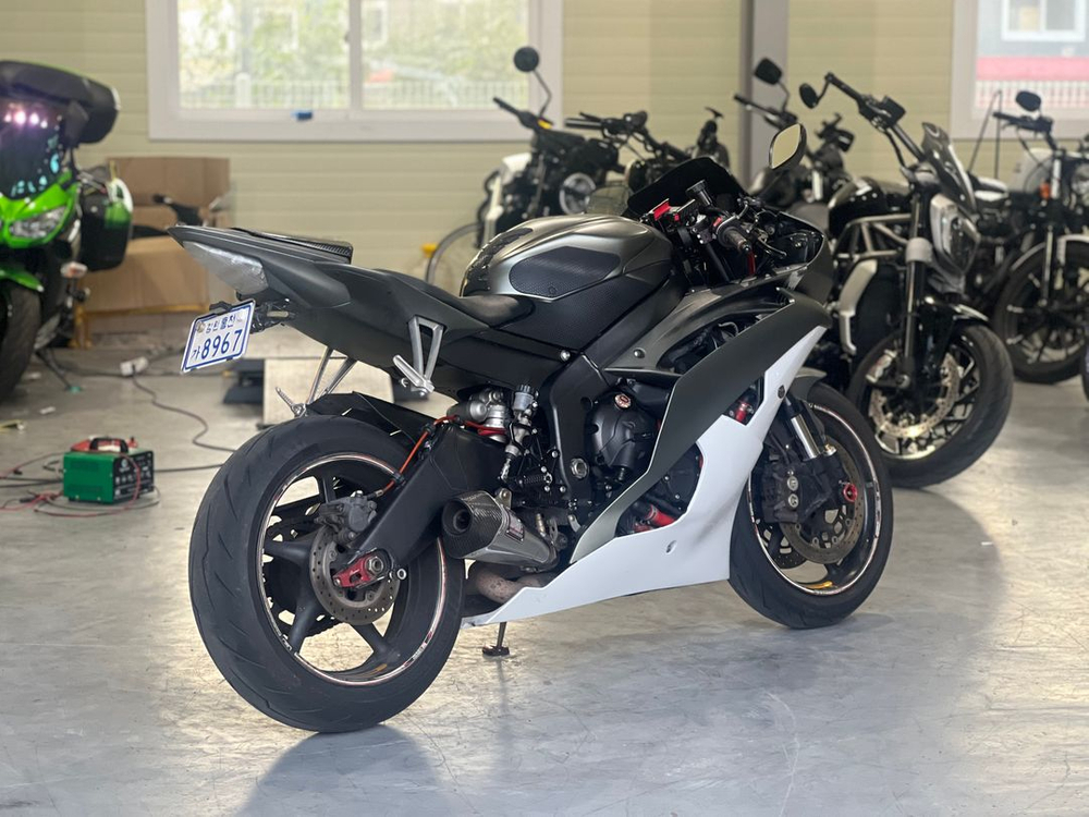 야마하 R6 09년식 요시무라 풀배기 소음기 구변완료 이미지