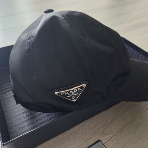 프라다 블랙 캡 모자 L 사이즈
