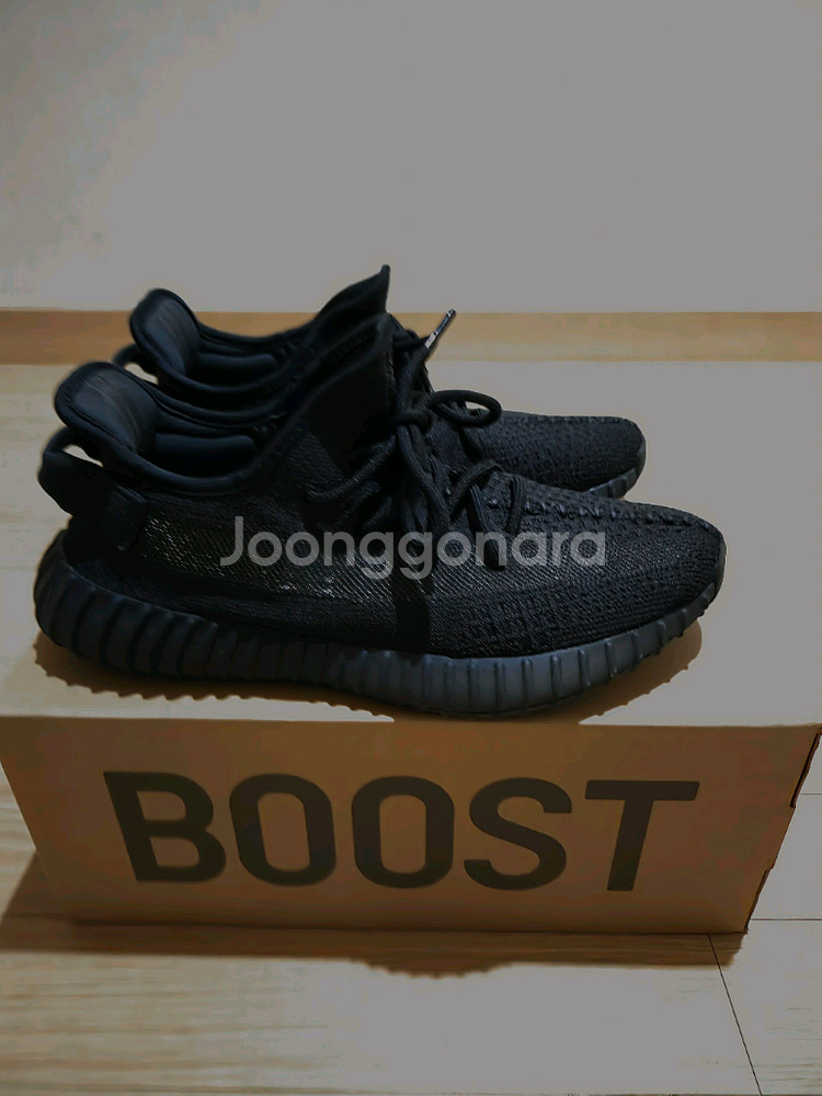 아디다스 이지 부스트 350 v2 오닉스--1