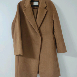 매긴 카멜색 모직 겨울 코트