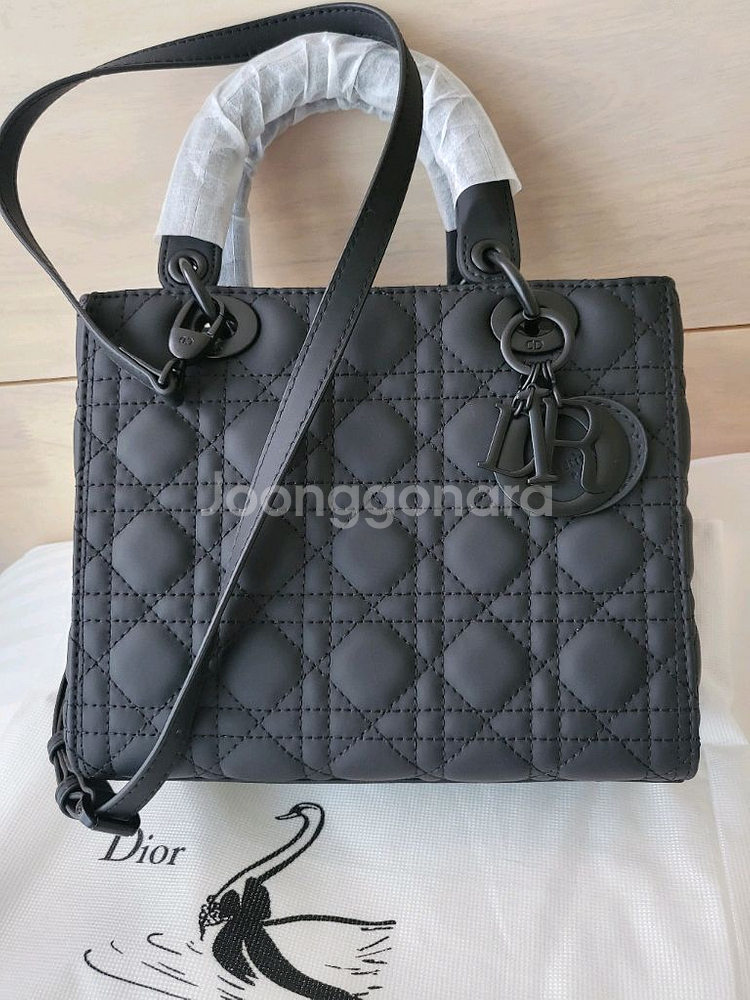 디올 레이디백st 매트블랙 새상품--0