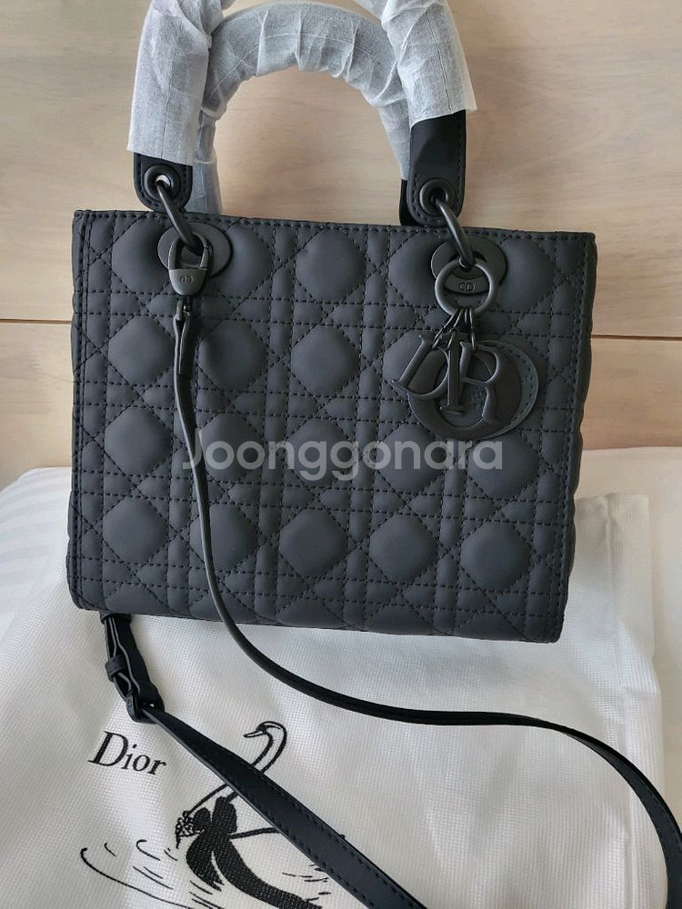 디올 레이디백st 매트블랙 새상품--2