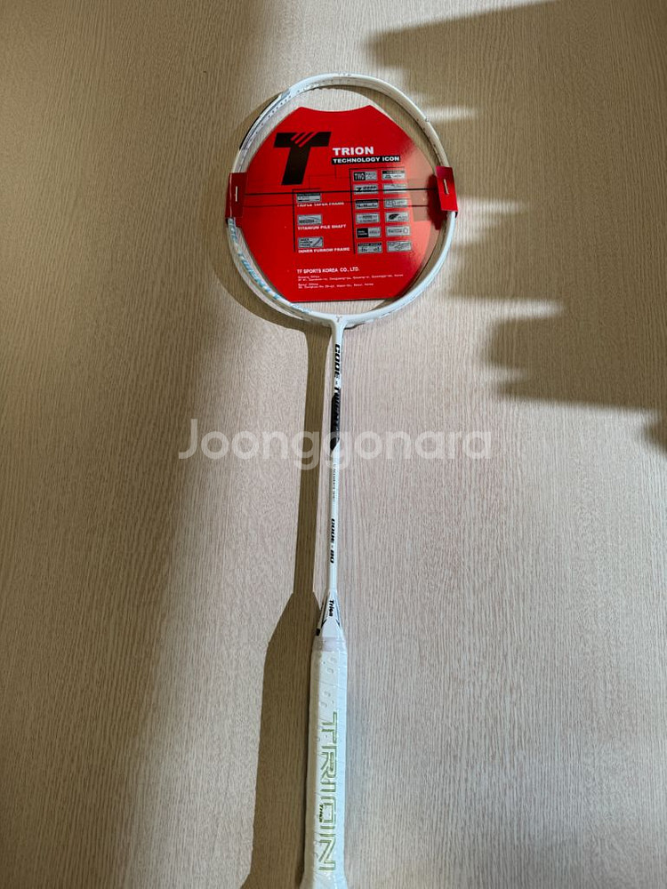 트라이온 코드 20 배드민턴 라켓 판매합니다. (4U)--1