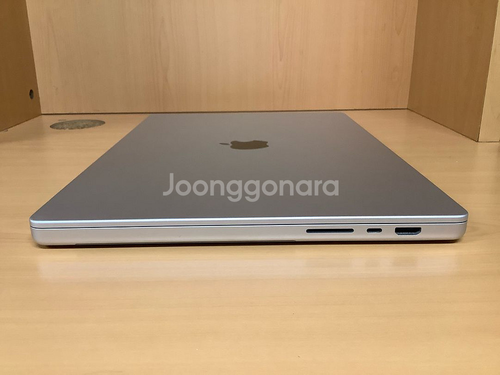 맥북프로 m1max 32g 512g 판매해요--2