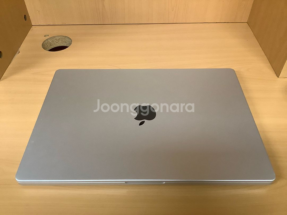 맥북프로 m1max 32g 512g 판매해요--1
