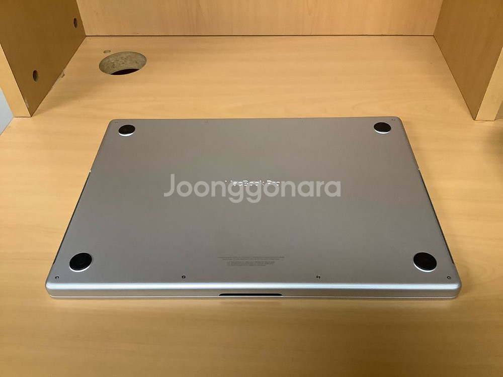 맥북프로 m1max 32g 512g 판매해요--5