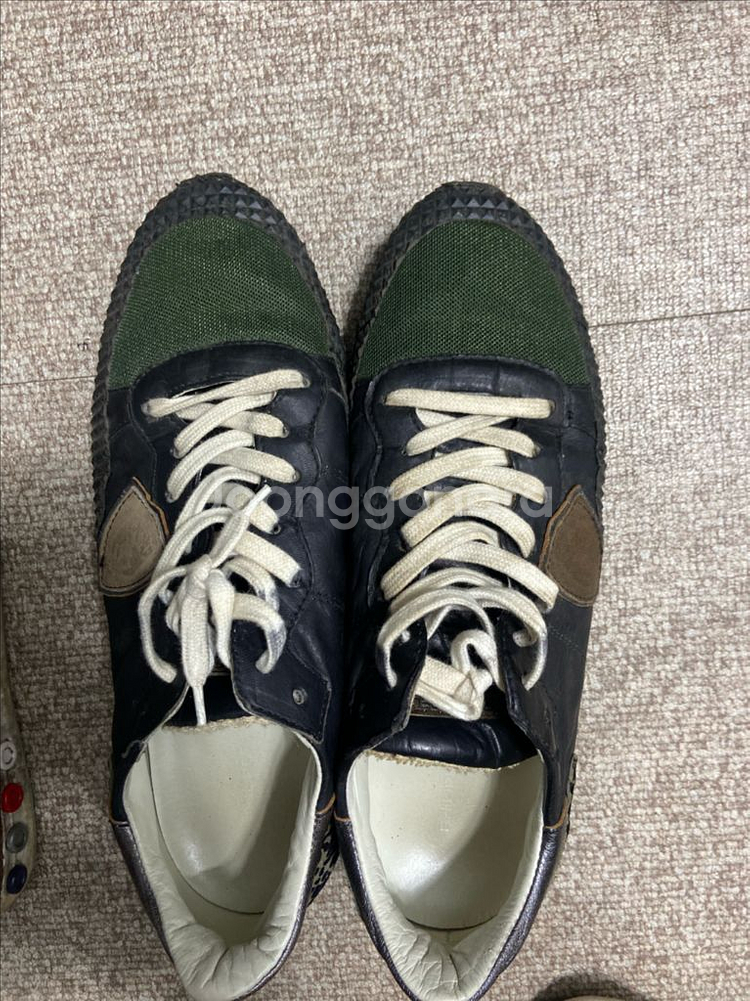 빅토리아 스니커즈 3켤레 265남--1