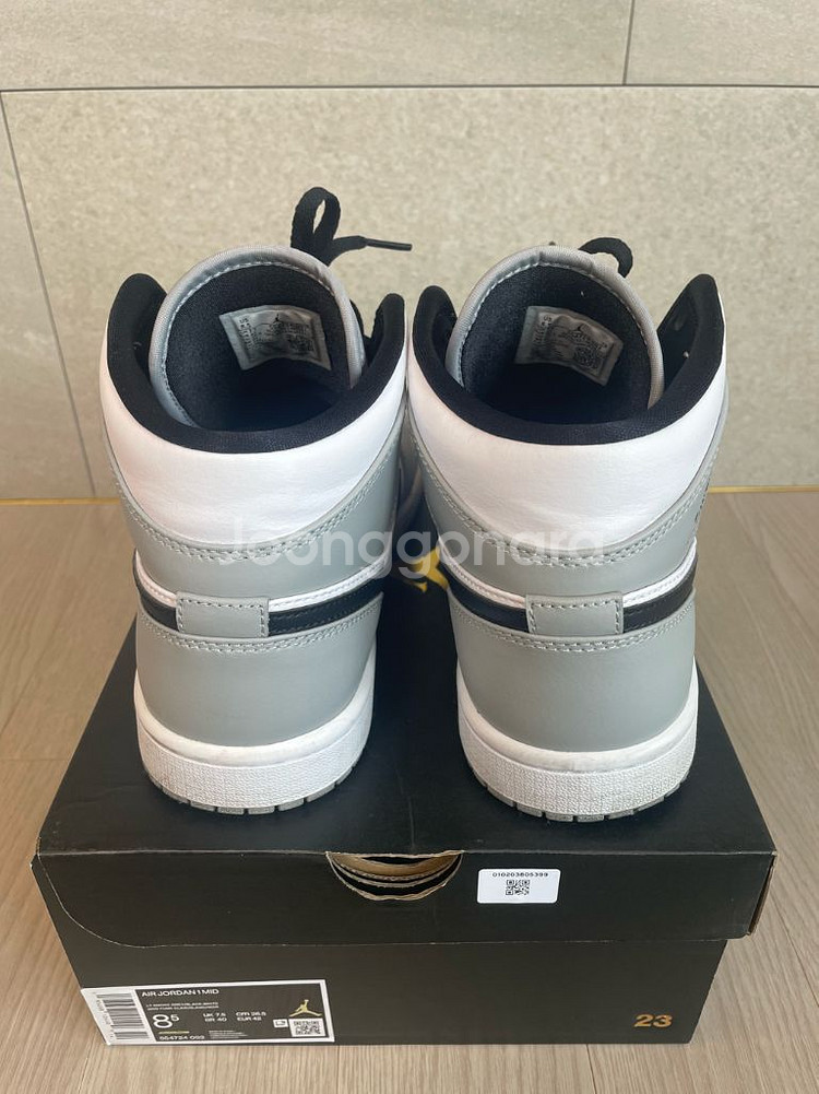 나이키 조던1 미드 라이트스모크 그레이 팝니다.(265--4