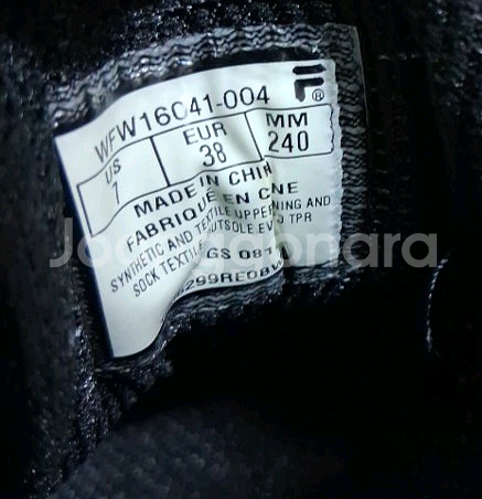 휠라 블랙 운동화 240mm--7