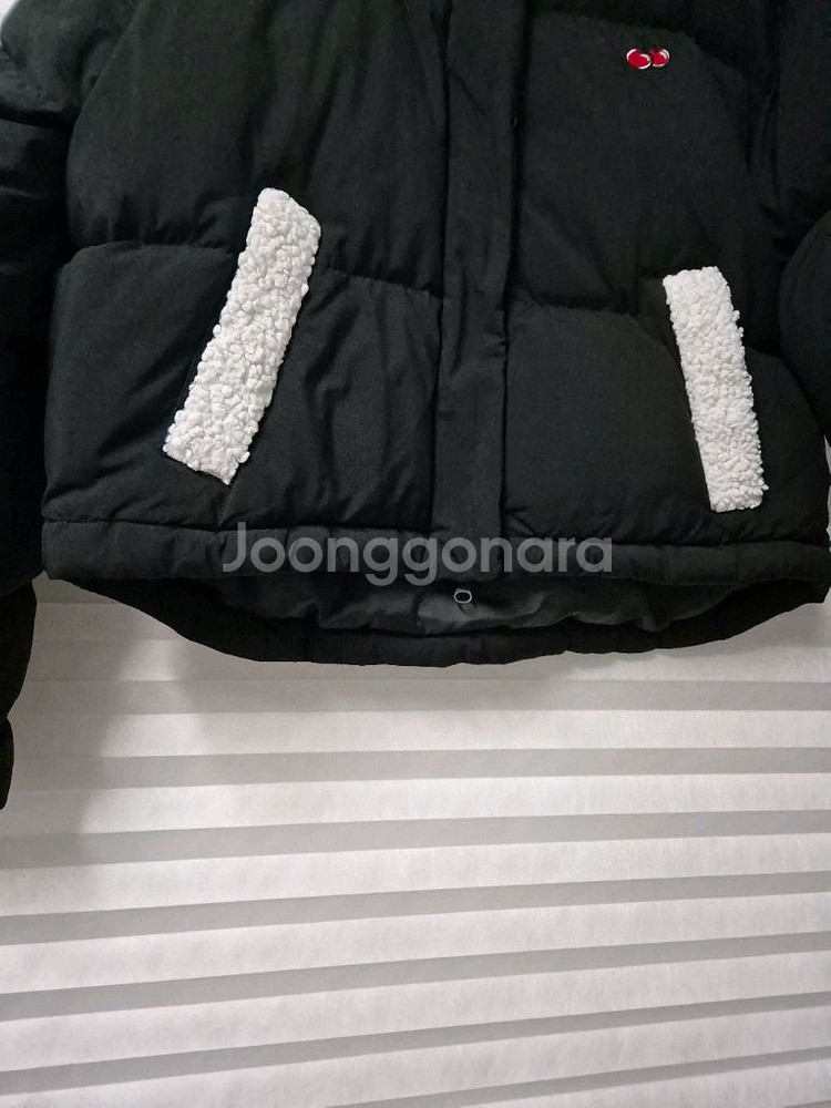 키르시 다운 숏패딩--11