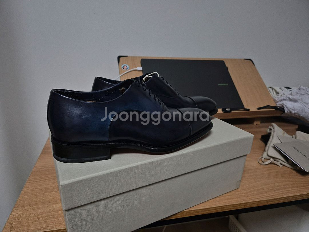 UK5(실250~255)산토니 파티나 굿이어 옥스포드--2