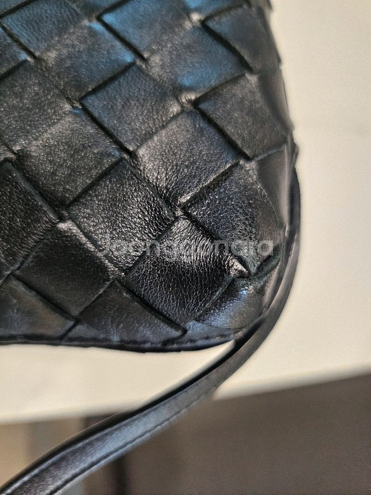 보테가베네타 미니크로스백--4