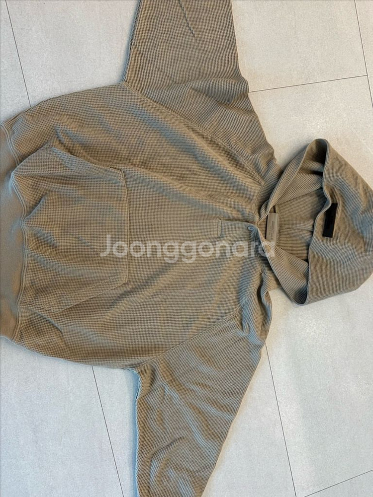 에센셜 키즈와플후드팔아요~--0