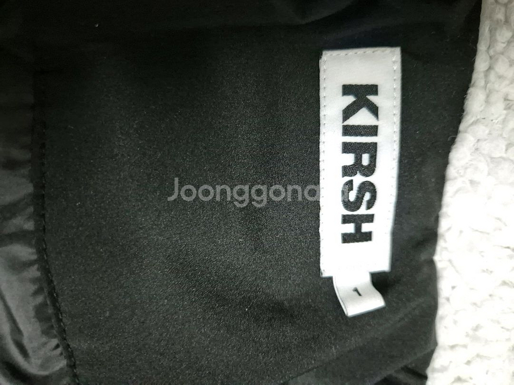 키르시 다운 숏패딩--14