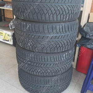 BMW 5시리즈 윈터타이어 19인치 팝니다.