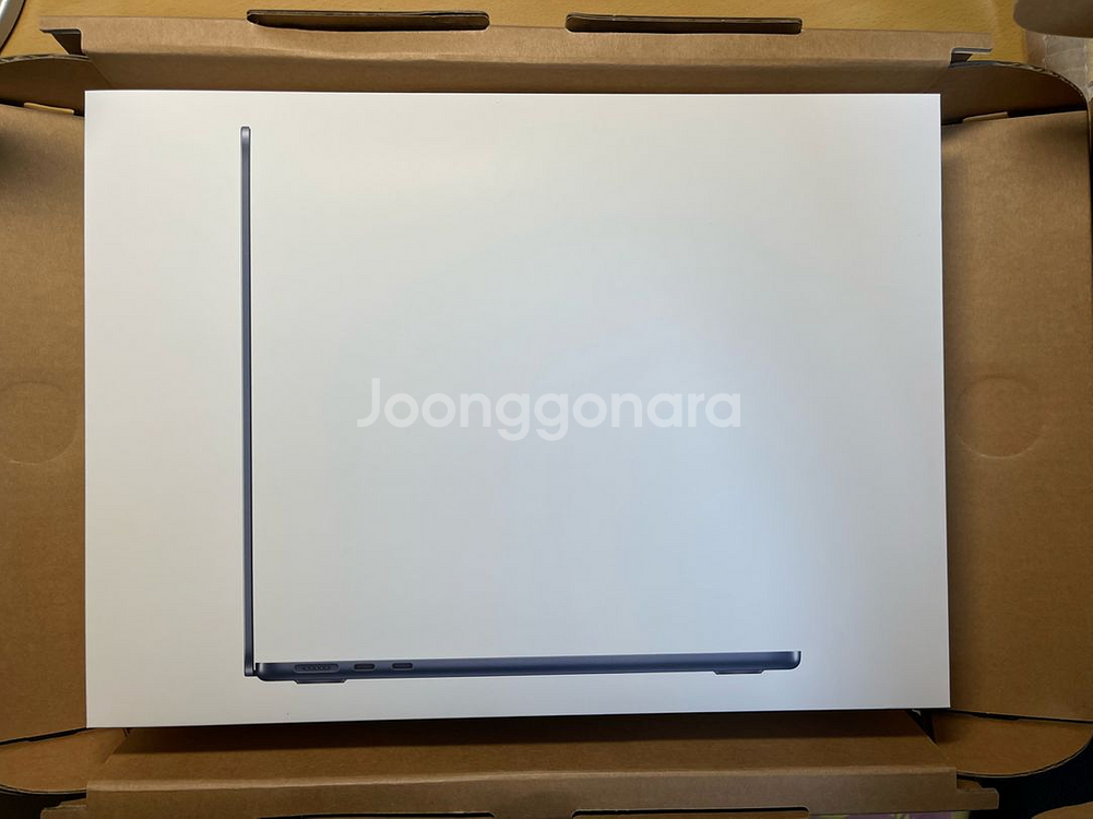 미개봉 m2맥북에어 13 미드나이트 16g 256--0