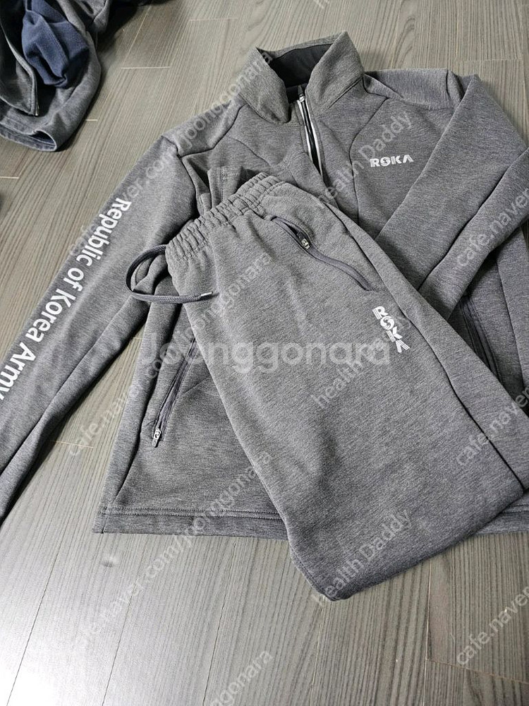 roka 동계점퍼 (기능성) 춘추 ,동계 추리닝 긴팔티--0
