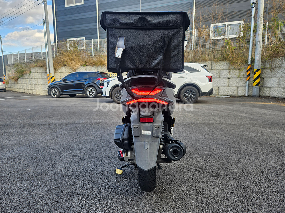 혼다/PCX125/20년식/27@@@KM/160만원/배--7