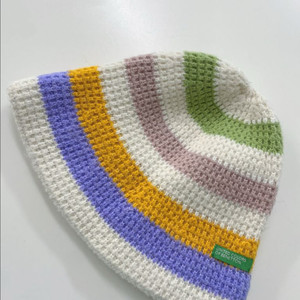 베네통 멀티컬러 니트햇