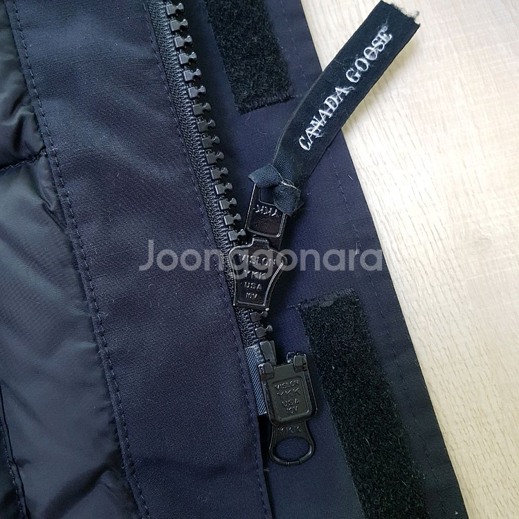 [100]정품 캐나다구스 시타델 남성 패딩--6