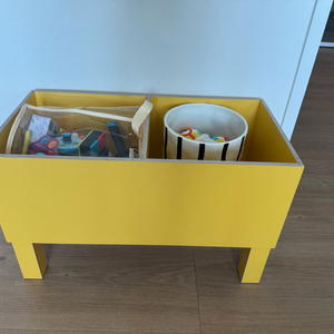 템버린하우스 북빈 노랑색