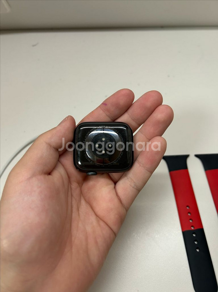 애플워치 6 GPS 44mm 판매합니다--5