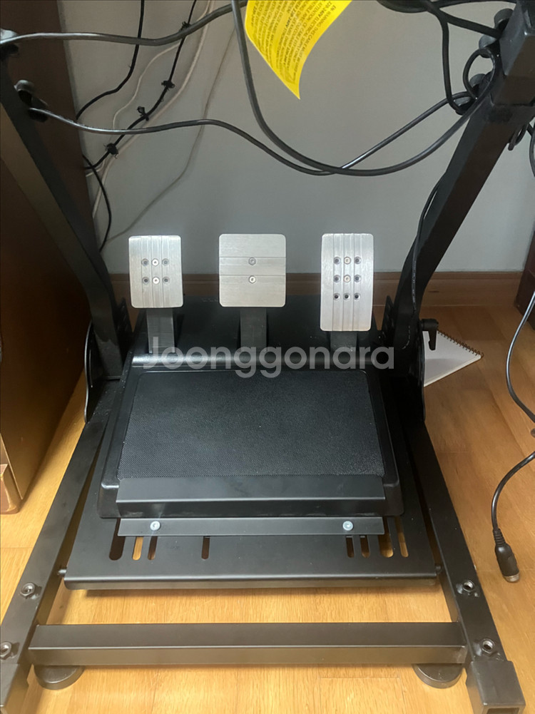 트러스트마스터 t300rs th8a 거치대--2