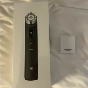 메디큐브 부스터프로 새상품