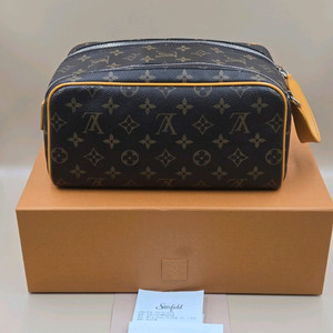 루이비통 돕 키트 사프란 엘로우