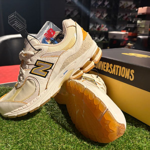 [새상품]뉴발란스2002X죠프레쉬 정가이하(275)