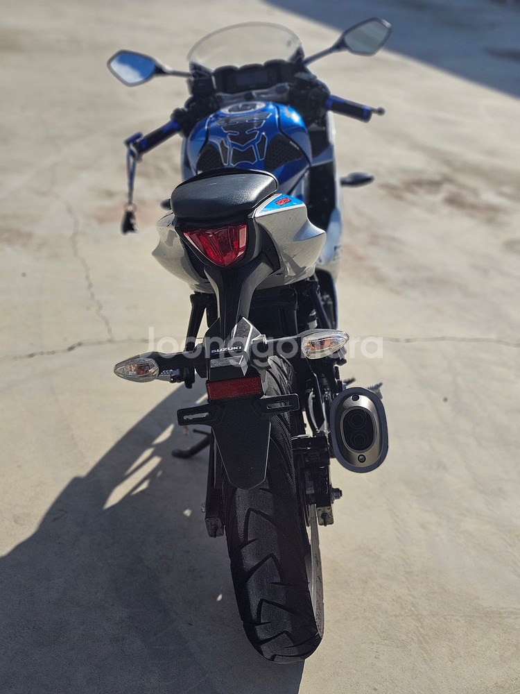 스즈키/GSXR125/21년식/19@@@km/255만원--7