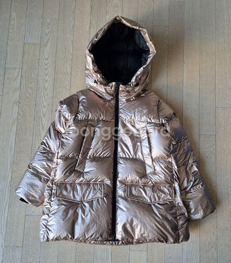 코오롱스포츠 뉴 볼륨 숏 메탈릭 구스다운 패딩점퍼 90--0